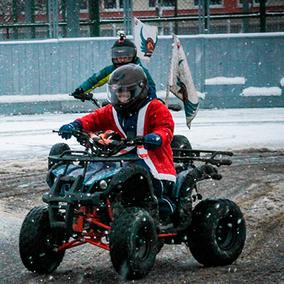 Дед Мороз и квадрокросс 6